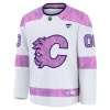 Miesten NHL Calgary Flames Pelipaita Custom Fanatics Hockey Fights Cancer Practice 2024-25 Valkoinen